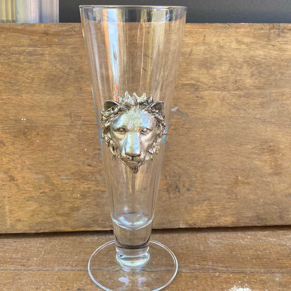Vintage Arthur Court Lion Pilsner glass